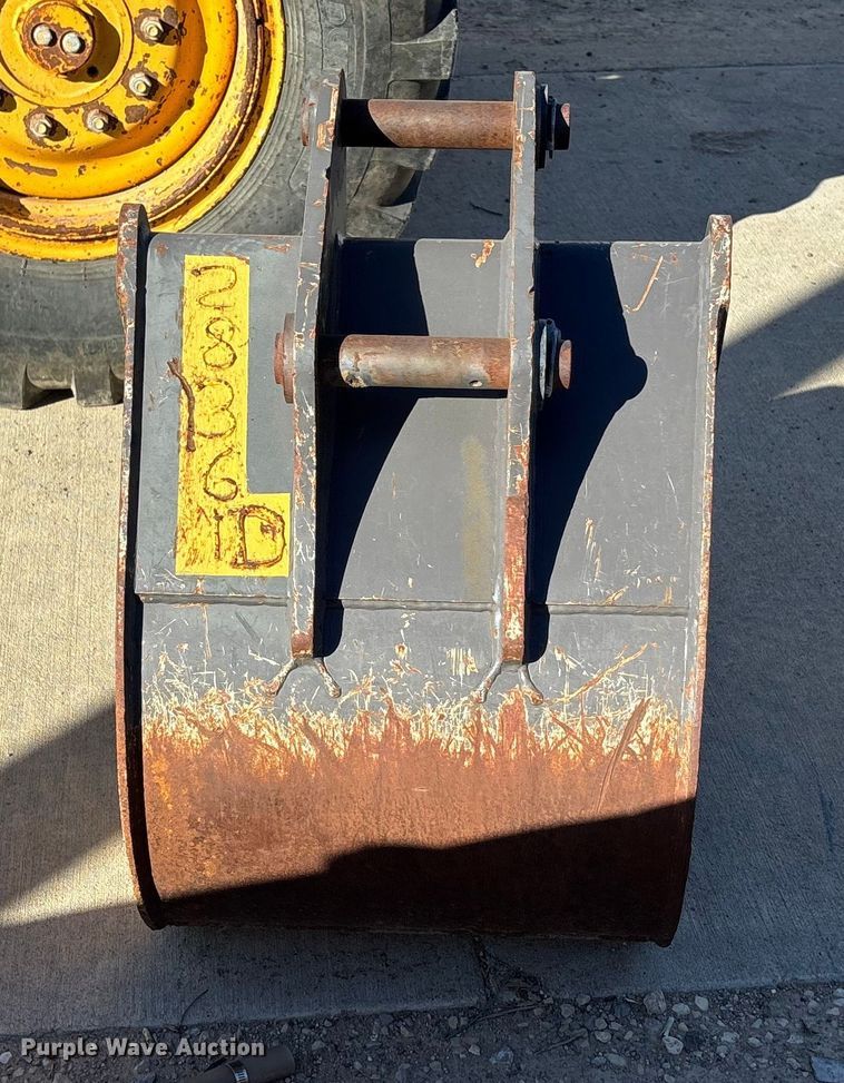 image for item DK0079 Volvo BL70B backhoe