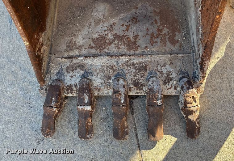 image for item DK0079 Volvo BL70B backhoe