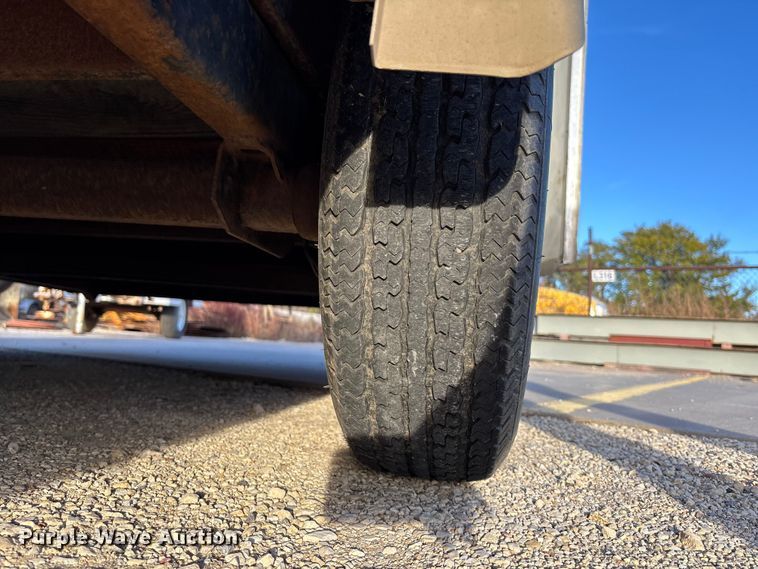 image for item DK0081 2007 Doolittle enclosed cargo trailer