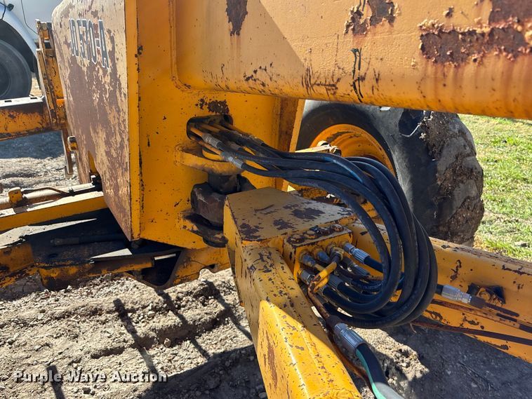 image for item DK0086 1973 John Deere 570A motor grader