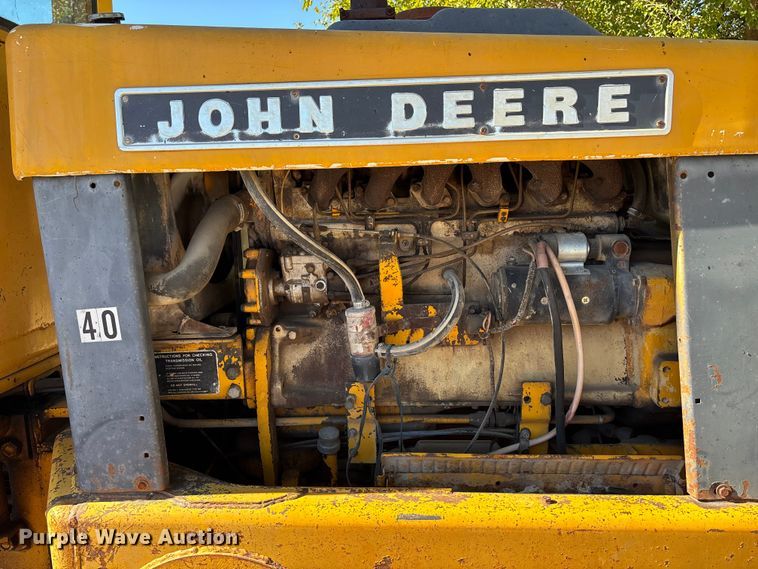image for item DK0086 1973 John Deere 570A motor grader