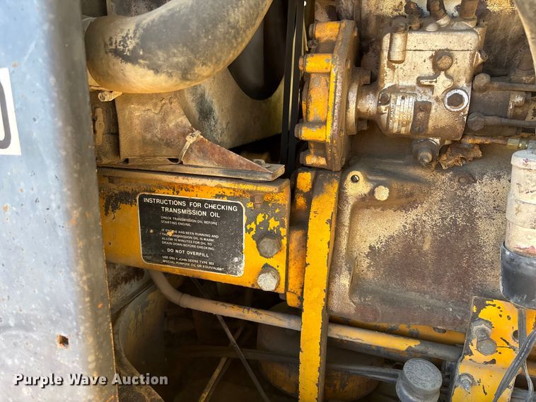 image for item DK0086 1973 John Deere 570A motor grader