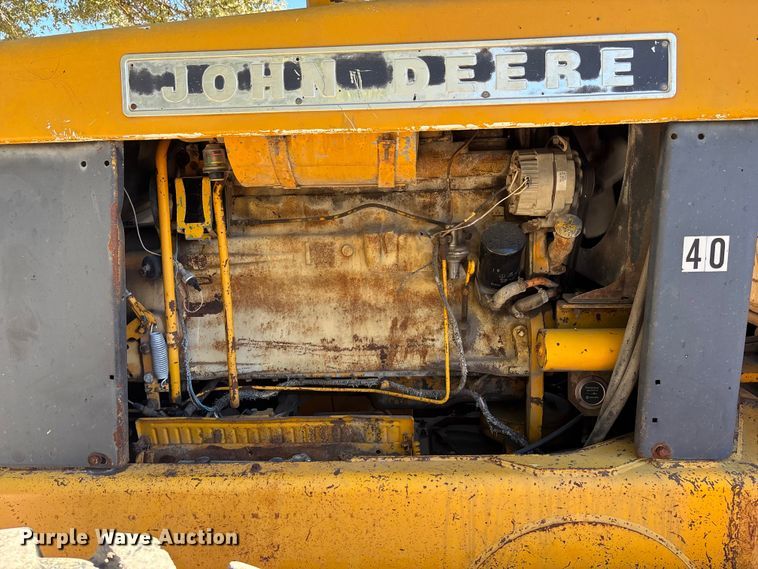 image for item DK0086 1973 John Deere 570A motor grader