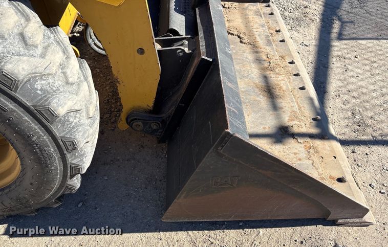 image for item DK0087 2013 Caterpillar 262D skid steer loader