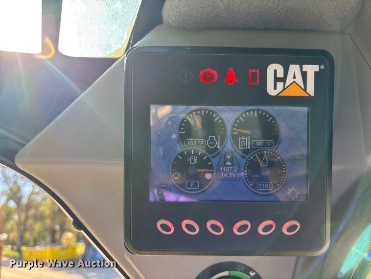 image for item DK0087 2013 Caterpillar 262D skid steer loader