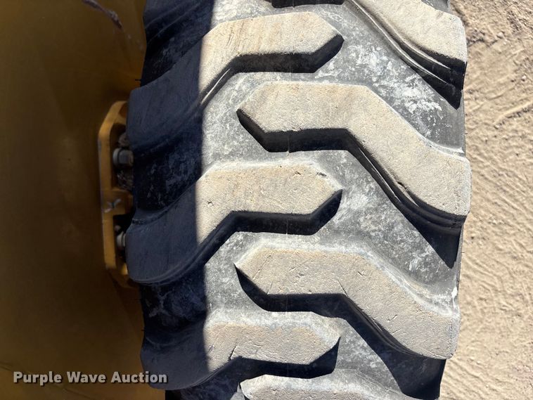 image for item DK0087 2013 Caterpillar 262D skid steer loader