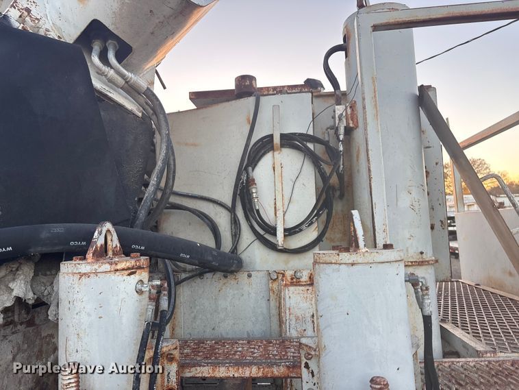 image for item DK0091 1996 Power Curbers 5700-B curb machine