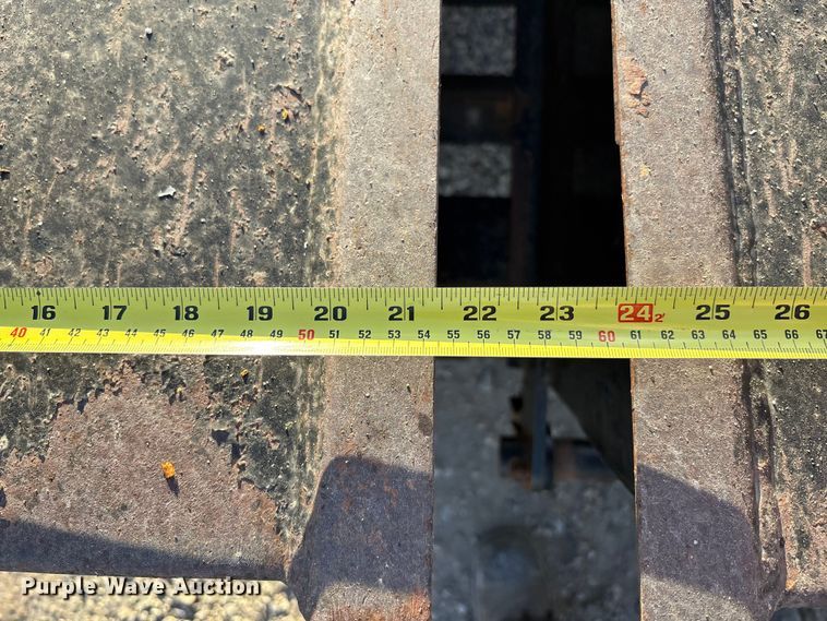 image for item DK0092 2008 PJ FD322 equipment trailer