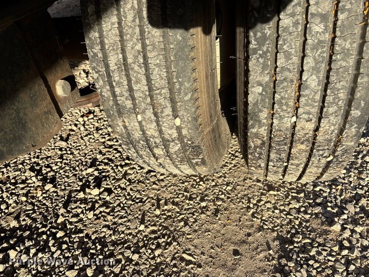 image for item DK0092 2008 PJ FD322 equipment trailer