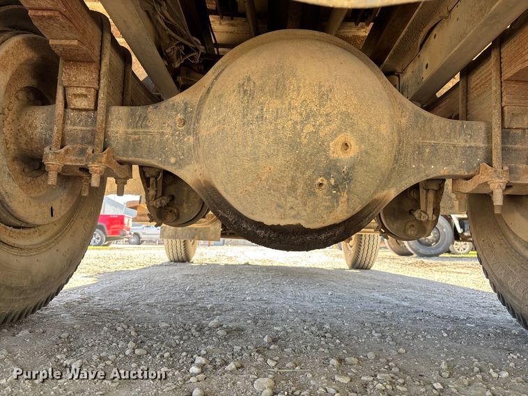 image for item DK0093 1986 International 1754 dump truck