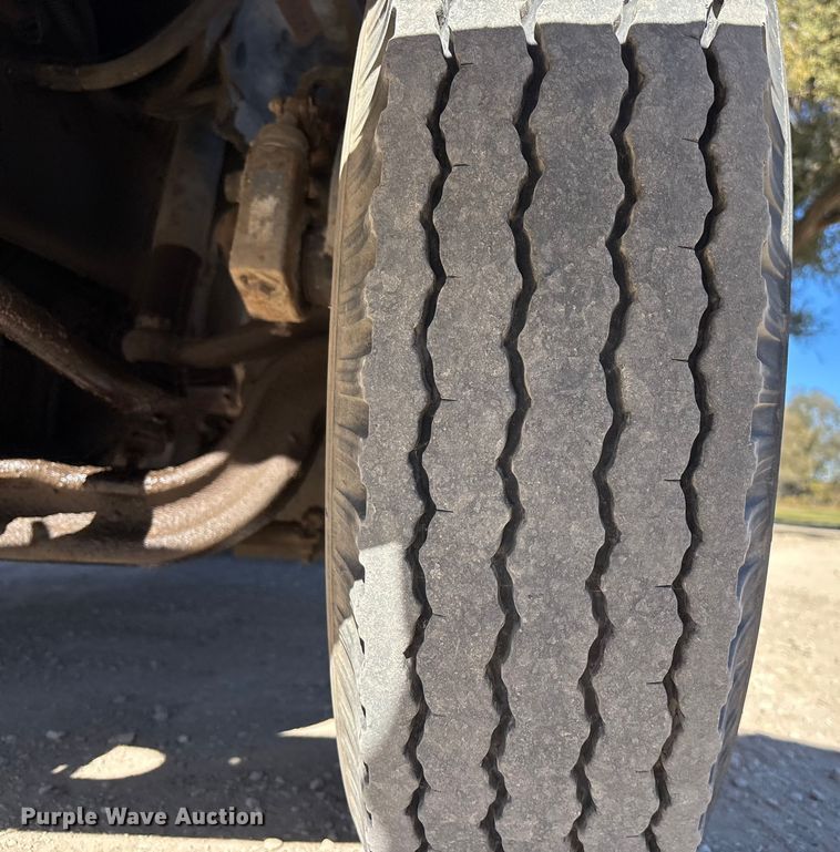 image for item DK0093 1986 International 1754 dump truck