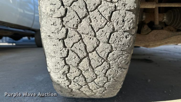 image for item DK0095 2006 GMC Sierra 2500HD Ext. Cab pickup truck