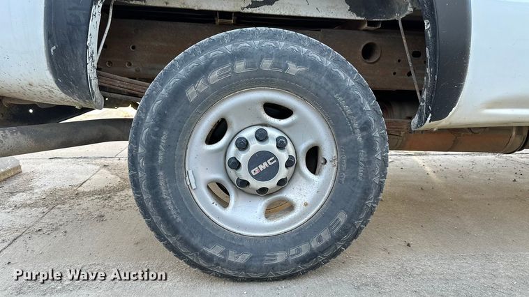 image for item DK0095 2006 GMC Sierra 2500HD Ext. Cab pickup truck