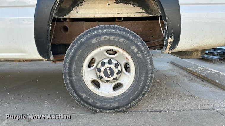 image for item DK0095 2006 GMC Sierra 2500HD Ext. Cab pickup truck