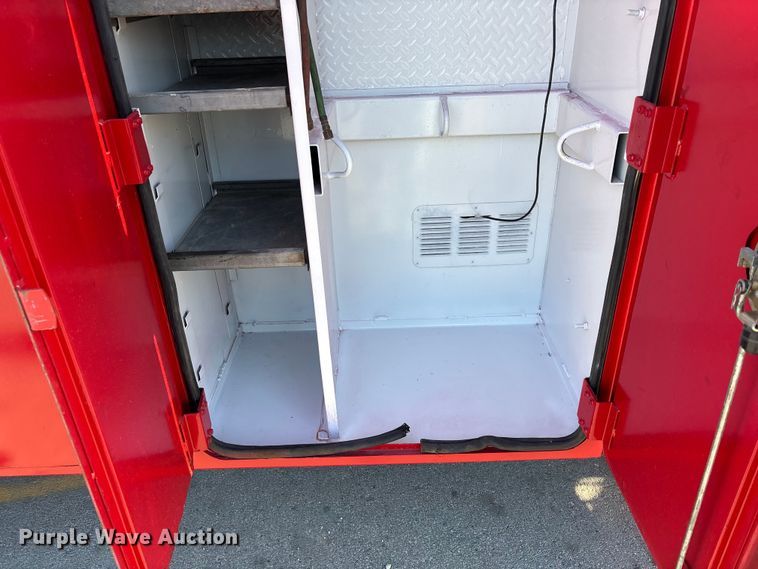 image for item DK0101 2006 Ford F750 utility / service truck