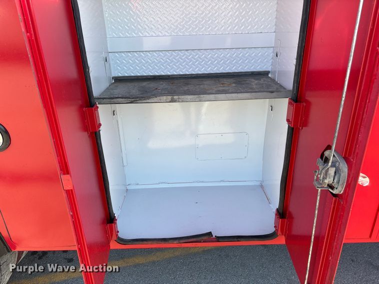 image for item DK0101 2006 Ford F750 utility / service truck