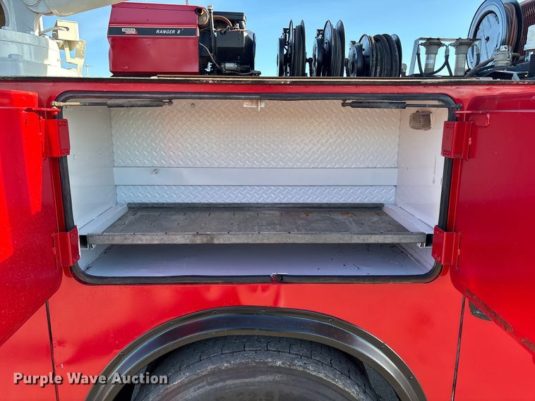 image for item DK0101 2006 Ford F750 utility / service truck