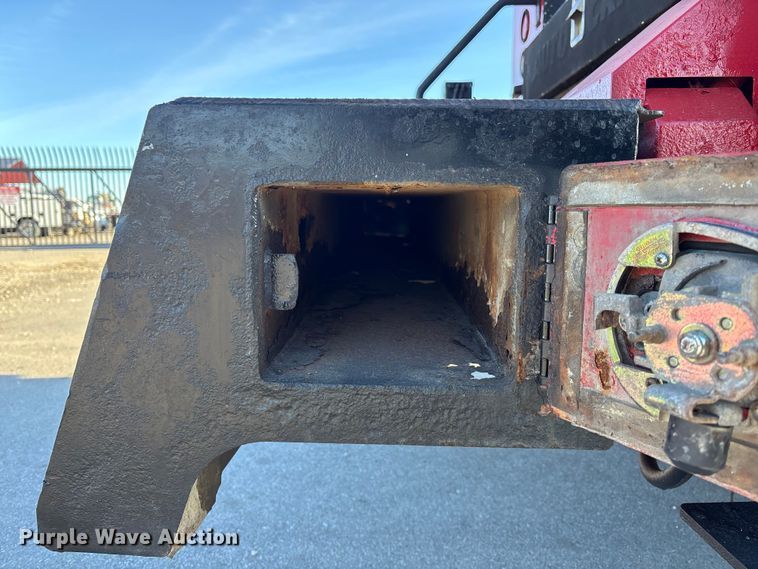 image for item DK0101 2006 Ford F750 utility / service truck