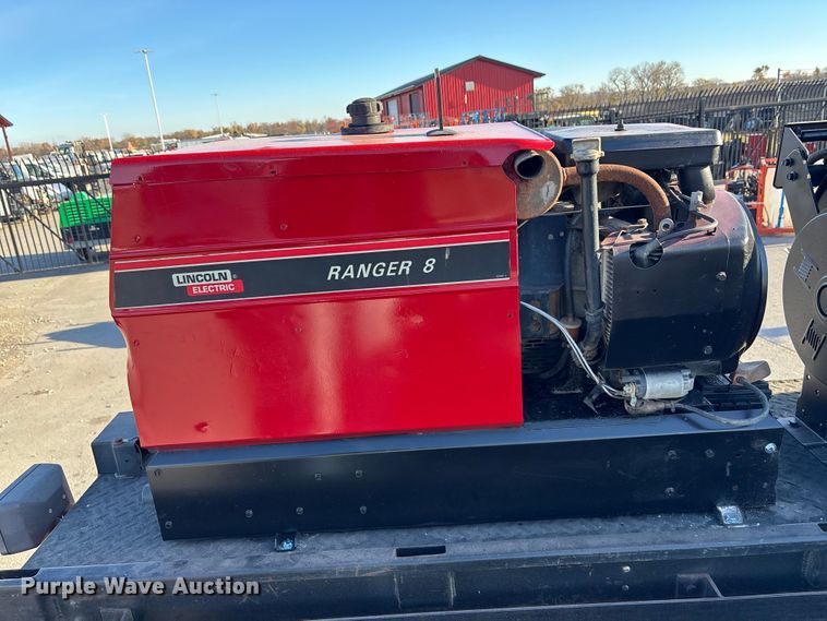 image for item DK0101 2006 Ford F750 utility / service truck