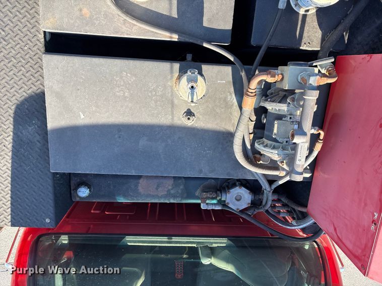 image for item DK0101 2006 Ford F750 utility / service truck