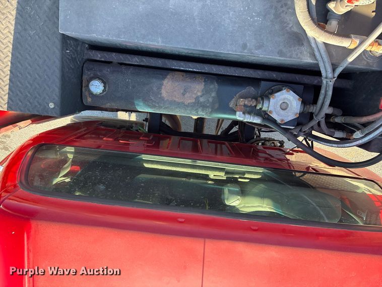 image for item DK0101 2006 Ford F750 utility / service truck