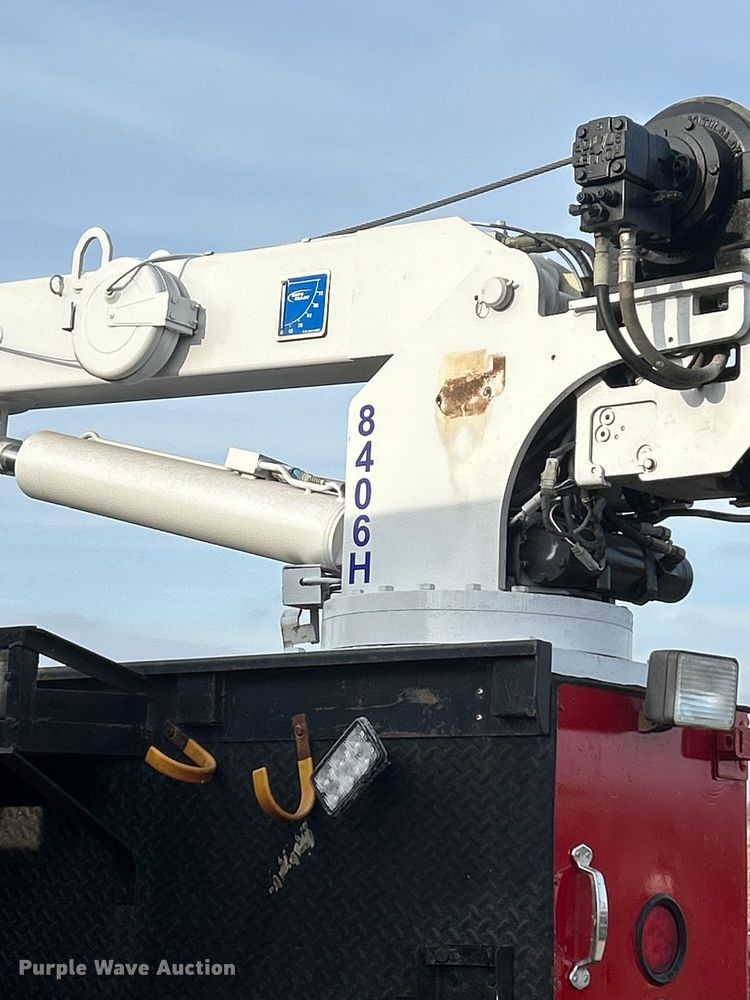 image for item DK0101 2006 Ford F750 utility / service truck