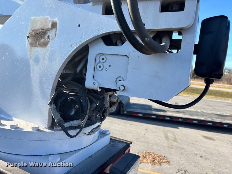 image for item DK0101 2006 Ford F750 utility / service truck