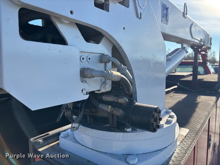 image for item DK0101 2006 Ford F750 utility / service truck