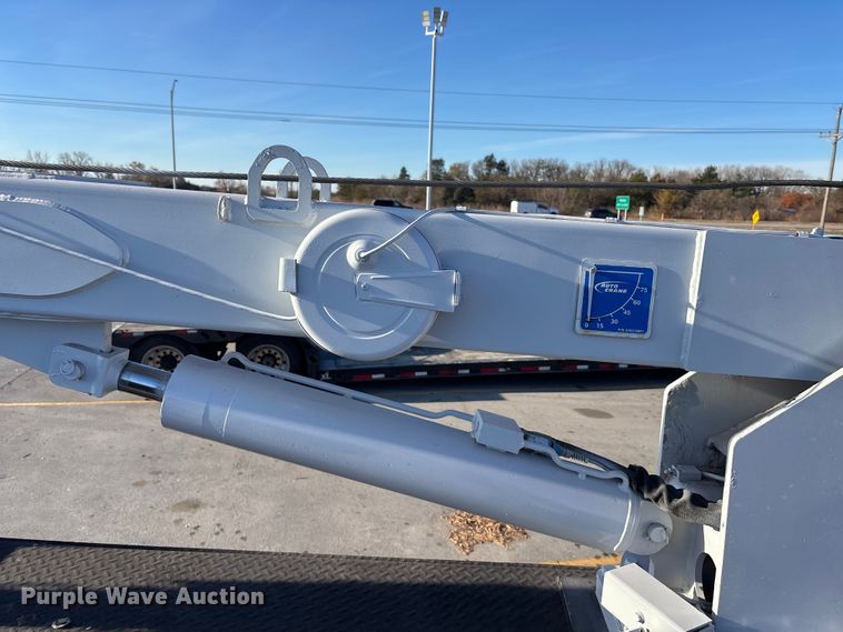 image for item DK0101 2006 Ford F750 utility / service truck