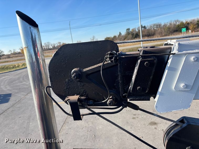 image for item DK0101 2006 Ford F750 utility / service truck