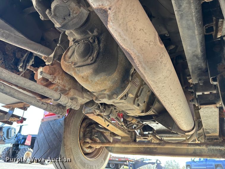 image for item DK0101 2006 Ford F750 utility / service truck