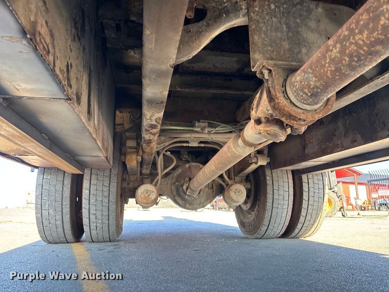 image for item DK0101 2006 Ford F750 utility / service truck