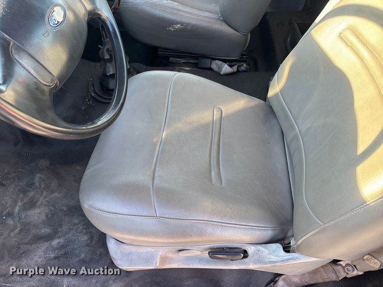 image for item DK0101 2006 Ford F750 utility / service truck