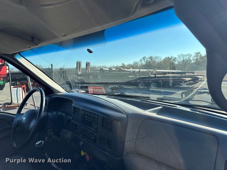 image for item DK0101 2006 Ford F750 utility / service truck