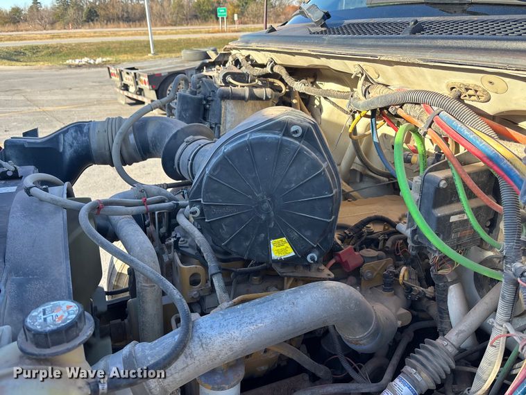 image for item DK0101 2006 Ford F750 utility / service truck