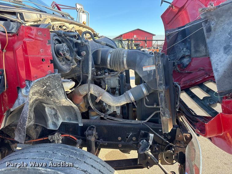 image for item DK0101 2006 Ford F750 utility / service truck