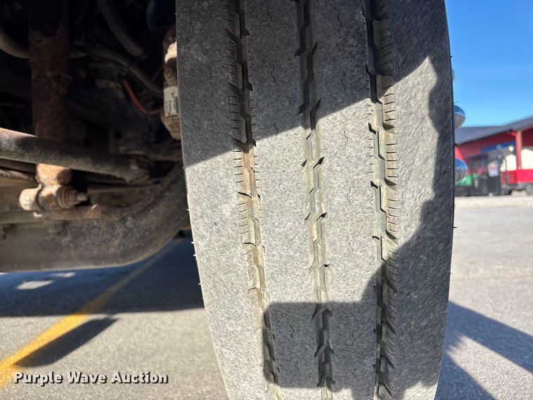 image for item DK0101 2006 Ford F750 utility / service truck