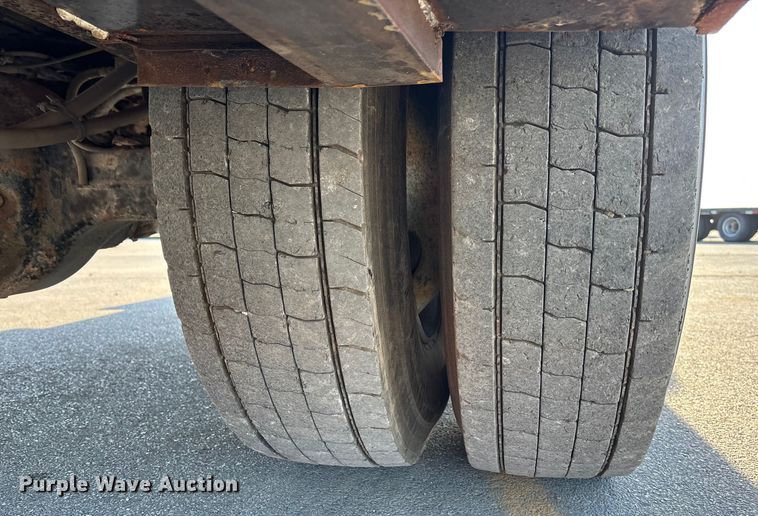 image for item DK0101 2006 Ford F750 utility / service truck