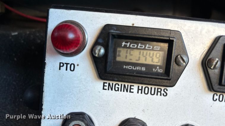 image for item DK0101 2006 Ford F750 utility / service truck