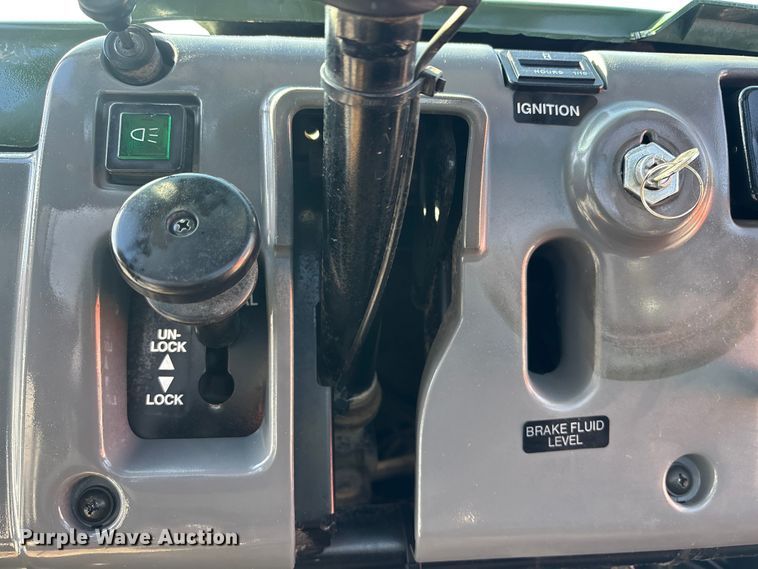 image for item DK0107 Kawasaki Mule 3000 utility vehicle