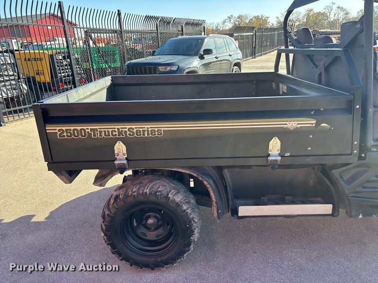 image for item DK0108 2017 Intimidator 2500  utility vehicle