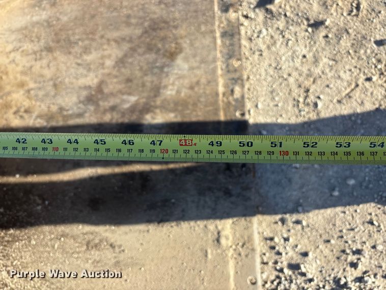 image for item DK0138 Skid steer bucket and forks 