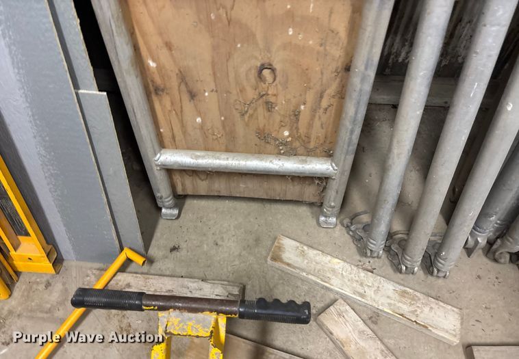 image for item DK0141 Scaffolding