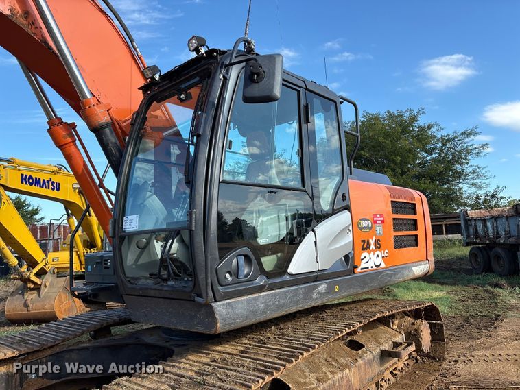 image for item DO1250 2019 Hitachi Zaxis 210LC-6N excavator
