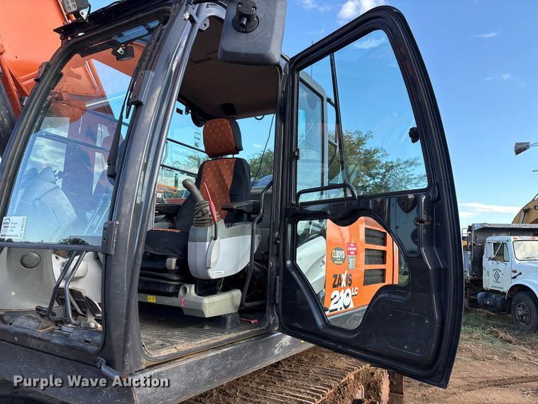 image for item DO1250 2019 Hitachi Zaxis 210LC-6N excavator
