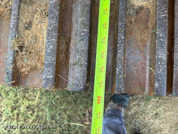 image for item DO1250 2019 Hitachi Zaxis 210LC-6N excavator