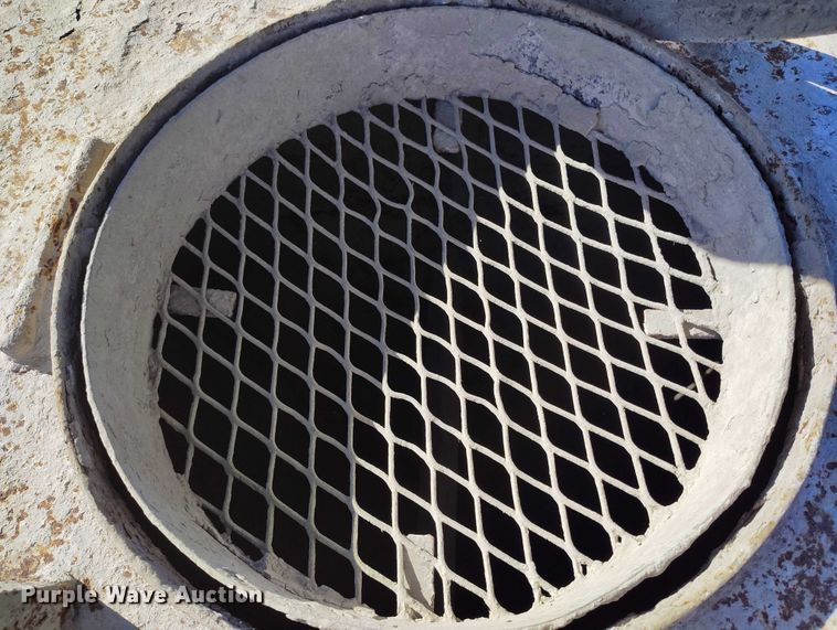 image for item DT0768 1989 International 2554 volumetric concrete mixer truck