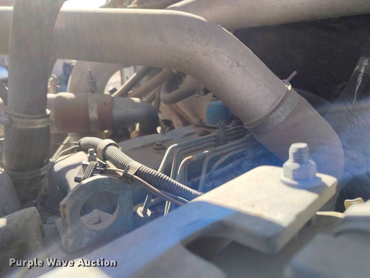 image for item DT0768 1989 International 2554 volumetric concrete mixer truck