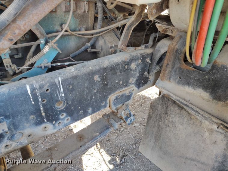 image for item DT0768 1989 International 2554 volumetric concrete mixer truck