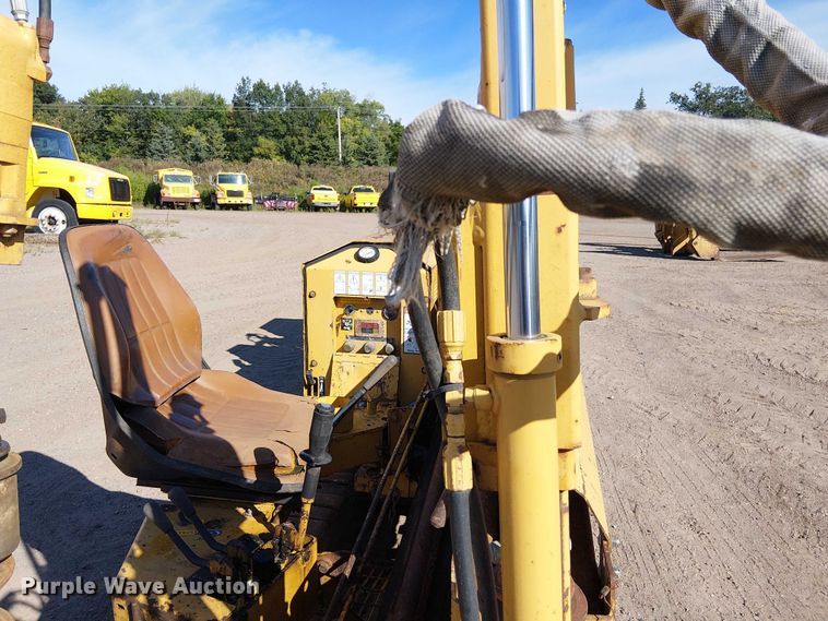 image for item DT6278 1992 Vermeer  D7X11A directional boring unit